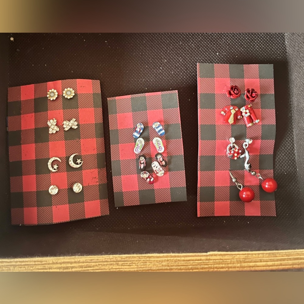 Claire’s Assorted Summer Stud Earrings